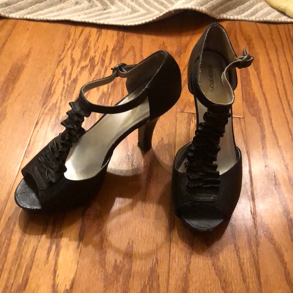 Women’s Black Heels with fun detail on top